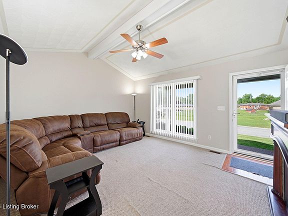 5th image of 4909 Feys Creek Pl