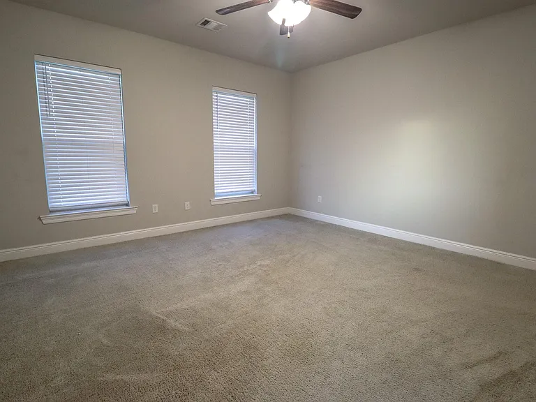 4401 Sweetgum Dr — Photo 22