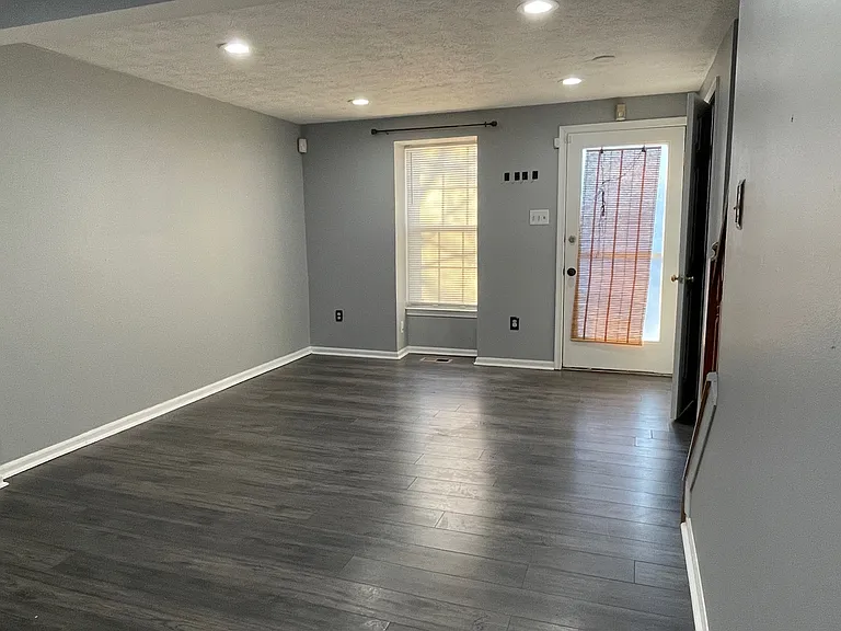 7777 Paddock Way — Photo 11