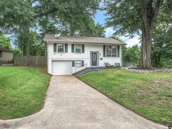 2444 Holley St, Tyler, TX 75701