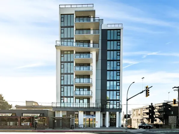 899 Esquimalt Rd #807, Esquimalt, BC V9A 3M5