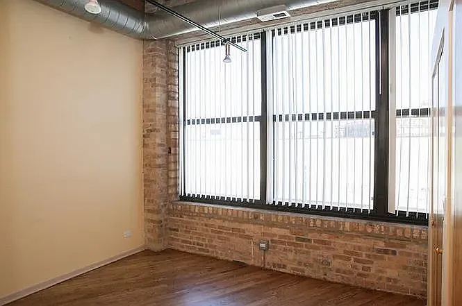 2310 S Canal St #301 — Photo 15