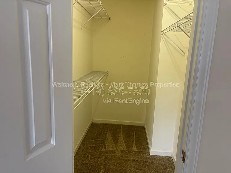 8005 Tobin Pl — Photo 6