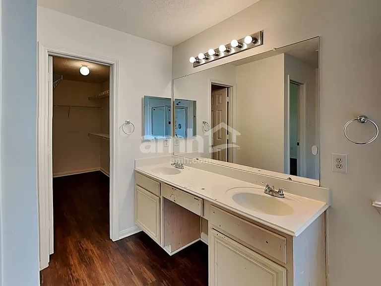 30 Huntington Bend Dr — Photo 11