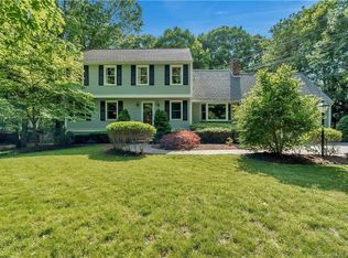 51 Flat Rock Rd, Branford, CT 06405