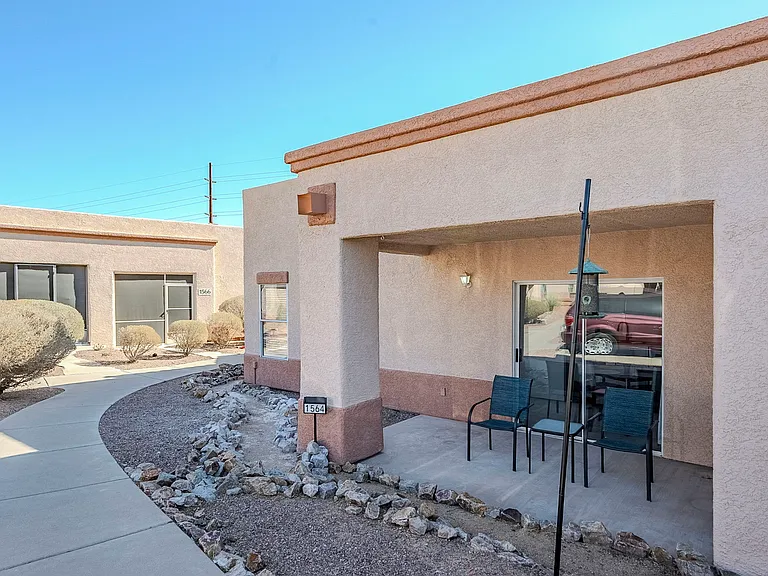 1564 N Paseo La Tinaja — Photo 28