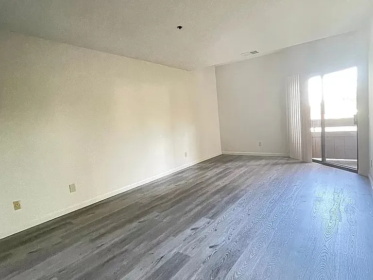 1240 San Tomas Aquino Rd #208 — Photo 6