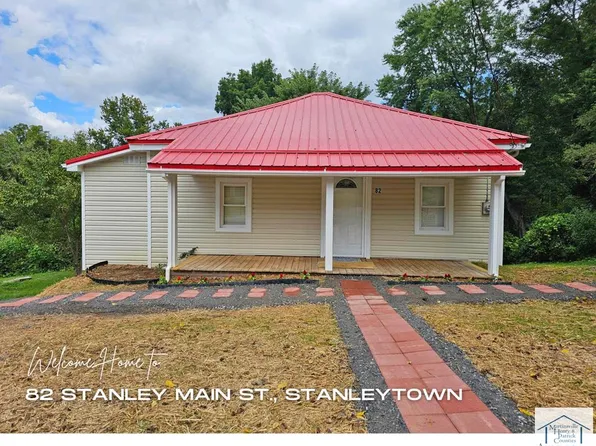 82 Stanley Main St, Stanleytown, VA 24168