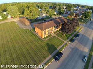 1008 7th Ave APT 3B, Camanche, IA 52730