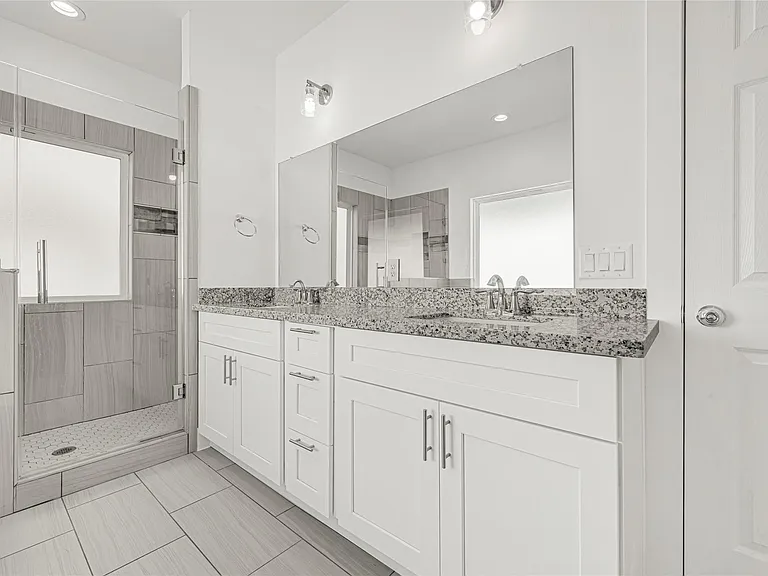6405 Leopold Star Ln — Photo 21