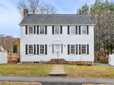 54 Elm St, Milton, MA, 02186