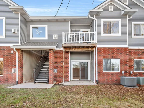 909 7th Ave SE Unit 7, Altoona, IA 50009