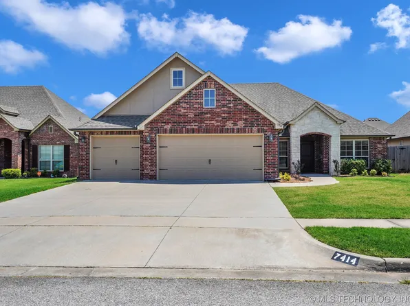 7414 E 83rd St N, Owasso, OK 74055