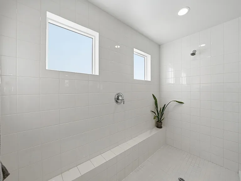 8337 Summit Way — Photo 26