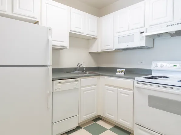 Rugby McIntyre, 611 Rugby Rd #B9991f244, Charlottesville, VA 22903