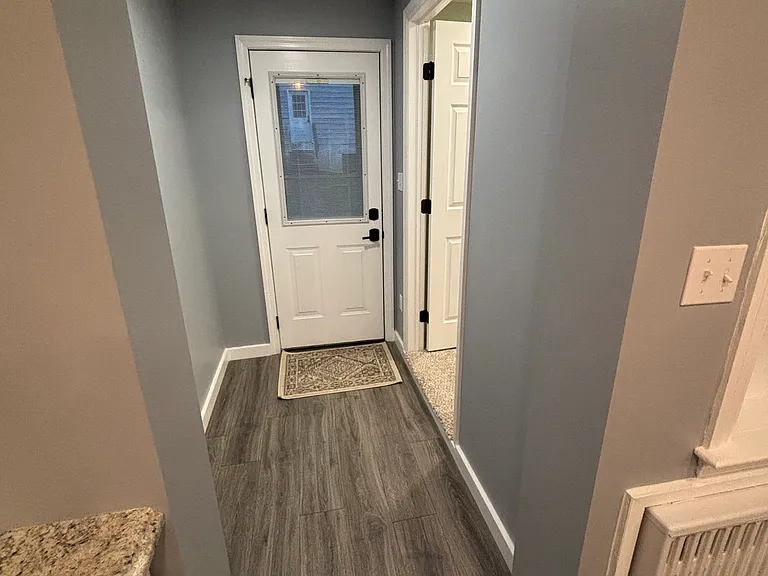 213 W Coover St #B — Photo 17