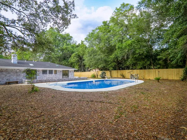 102 Nordberg Ave, Valparaiso, FL 32580