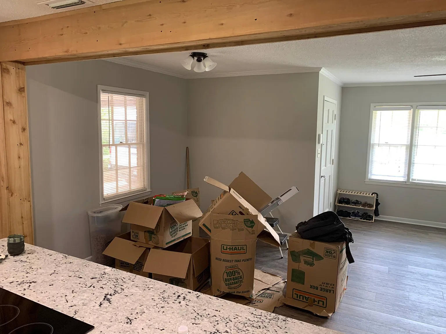 3880 Camellia Dr — Photo 4