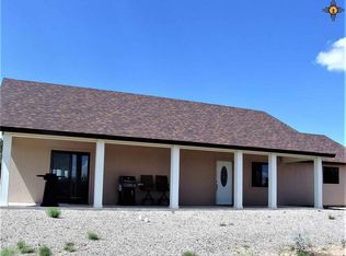 24 Ridge Rd, Carlsbad, NM 88220
