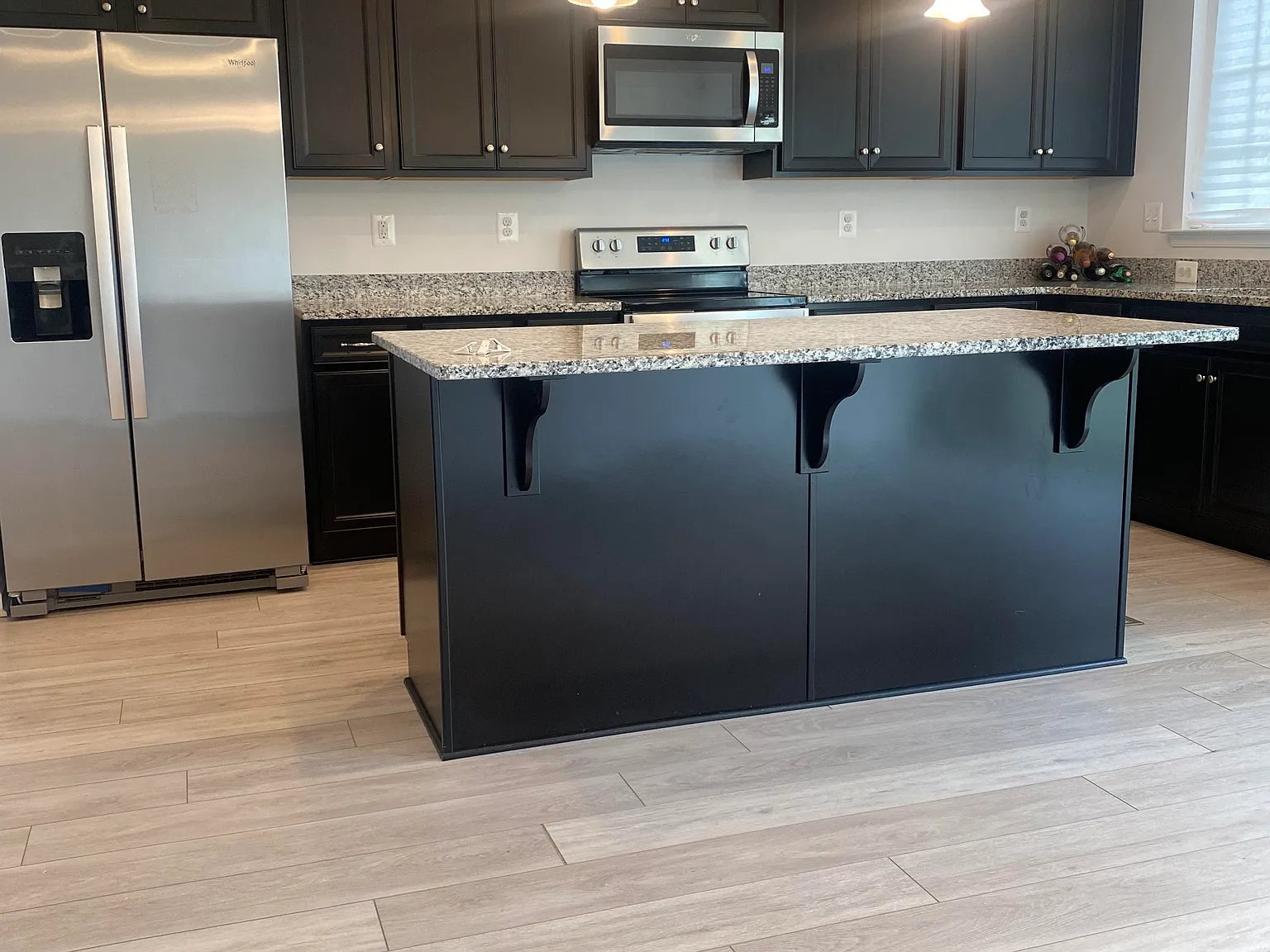 3 bed, 3.5 bath, 2055 sqft, $2,750 — Photo 4