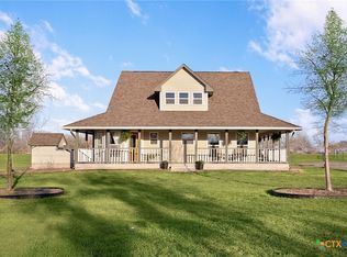 227 Ski Plex Dr, Seguin, TX 78155