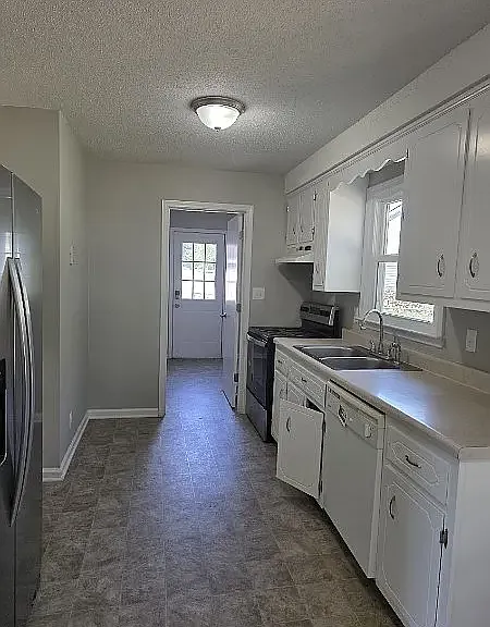 986 May Apple Dr — Photo 3