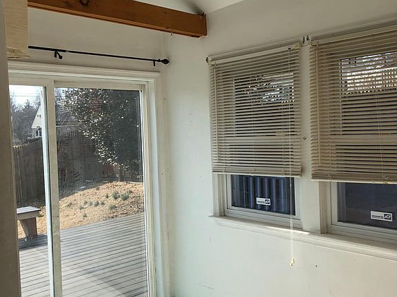 Vestibule Off Kitchen