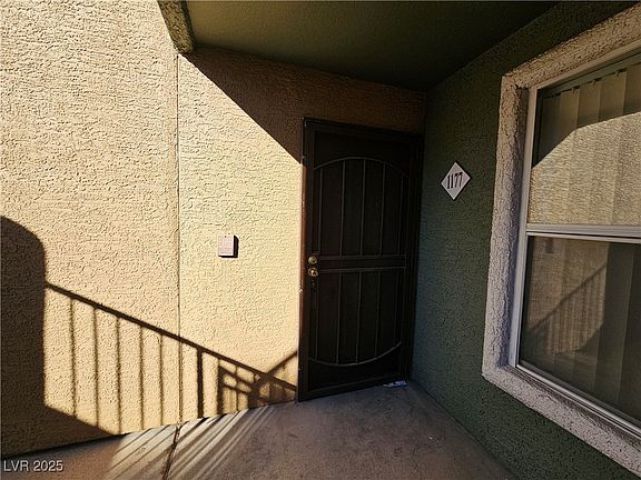 2nd image of 8101 W Flamingo Rd Unit 1177