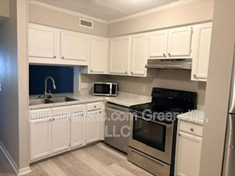 2 bed, 2.5 bath, $1,395 — Photo 4