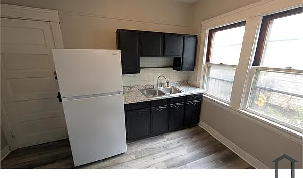 2787 E 127th St #2 — Photo 4