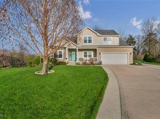 688 Nicole Dr, Amherst, OH