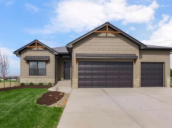 8016 SE Hoot Owl St, Blue Springs, MO 64014