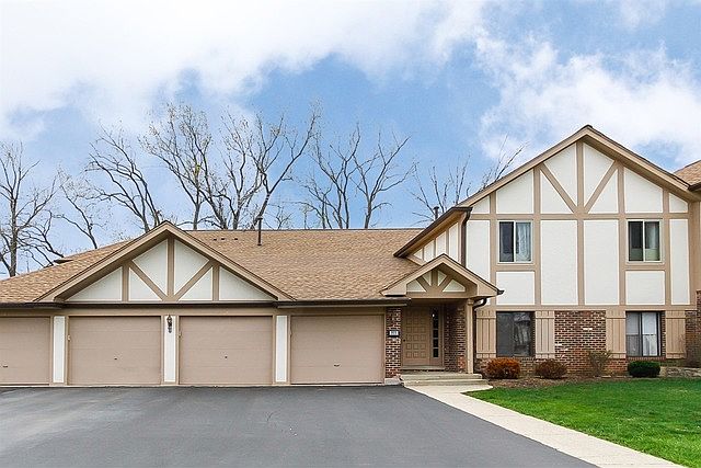 1st image of 901 Knottingham Dr APT 2A