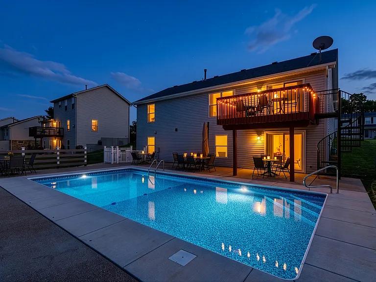 6824 Beagle Dr — Photo 47