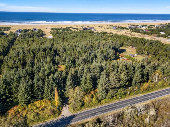 11119 Pacific Way, Long Beach, WA 98631