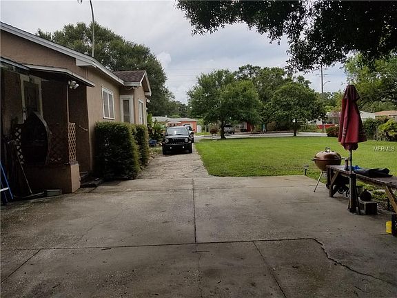 4th image of 4727 30th Ave N