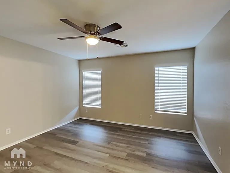 11821 W Cortez St — Photo 5