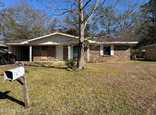 103 Phylis Dr, Gulfport, MS 39503