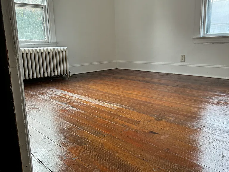 37 E Court St #2 — Photo 12