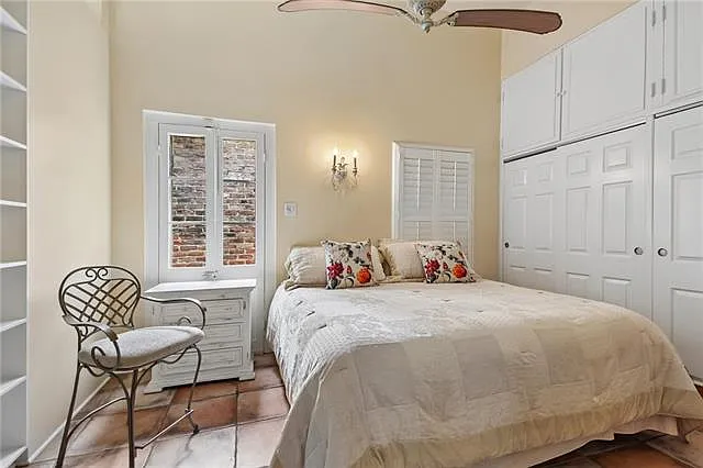 919 Dauphine St #919 — Photo 9