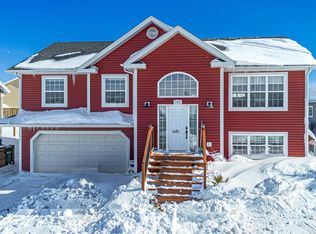 142 Essex Cres, Charlottetown, PE C1E 0G8