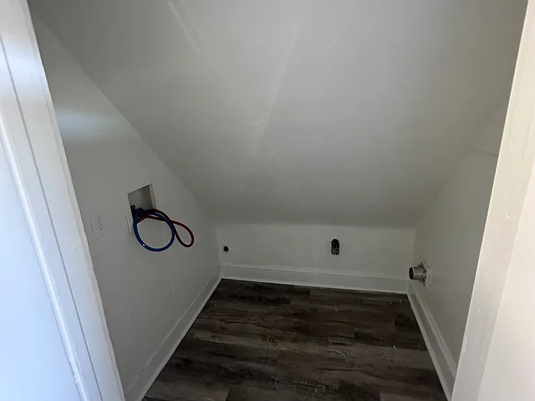 2815 Keller Ave — Photo 12