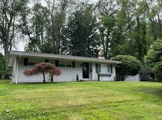 1166 Hampton Rd, Kent, OH 44240