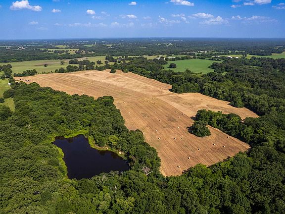 2nd image of 940 County Road 1106 E
