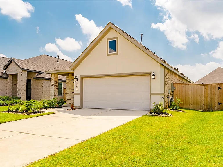 6671 Iron Clover Dr — Photo 3