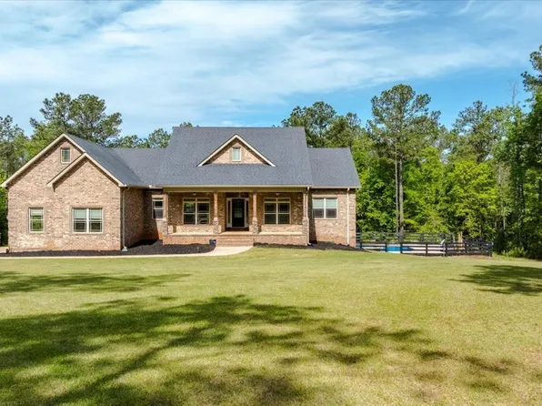 90 Bridle Chase Ln, Forsyth, GA 31029