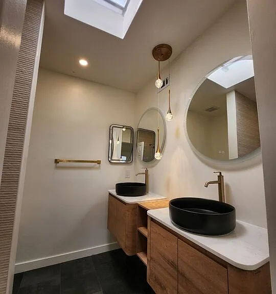 529 N Market St #8 — Photo 10