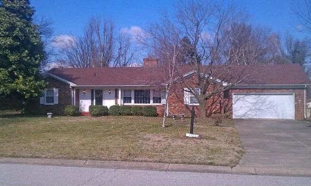 3925 Krystal Ln photo 1