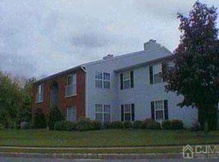 722-8 Zlotkin Cir, Freehold, NJ 07728
