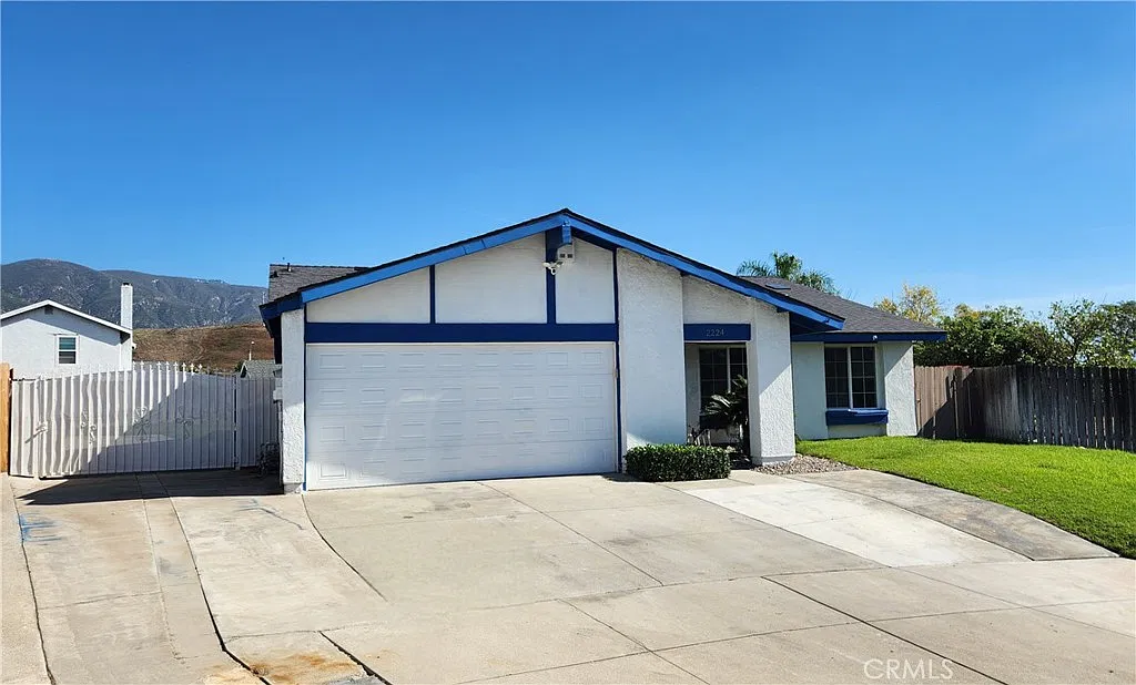 3 bed, 1333 sqft, $3,500 — Photo 2